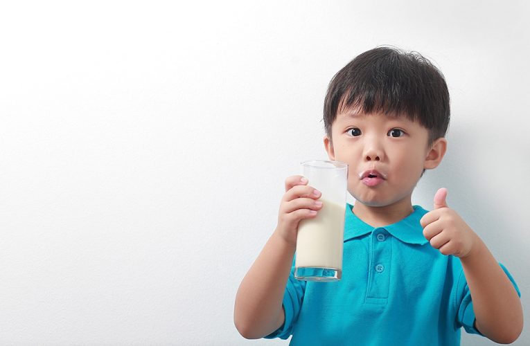 Bật mí mẹ làm thực đơn tăng chiều cao cho trẻ 4 tuổi